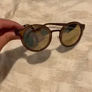 Accessories | Emporio Armani Exchange Mirrored Round Brown  display picture 3